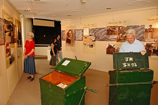 Strehlow Research Centre Display