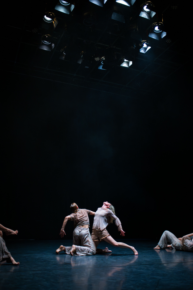 Australian Dance Theatre - Marrow - Zoe Wozniak and Brianna Kell, photography credit Morgan Sette